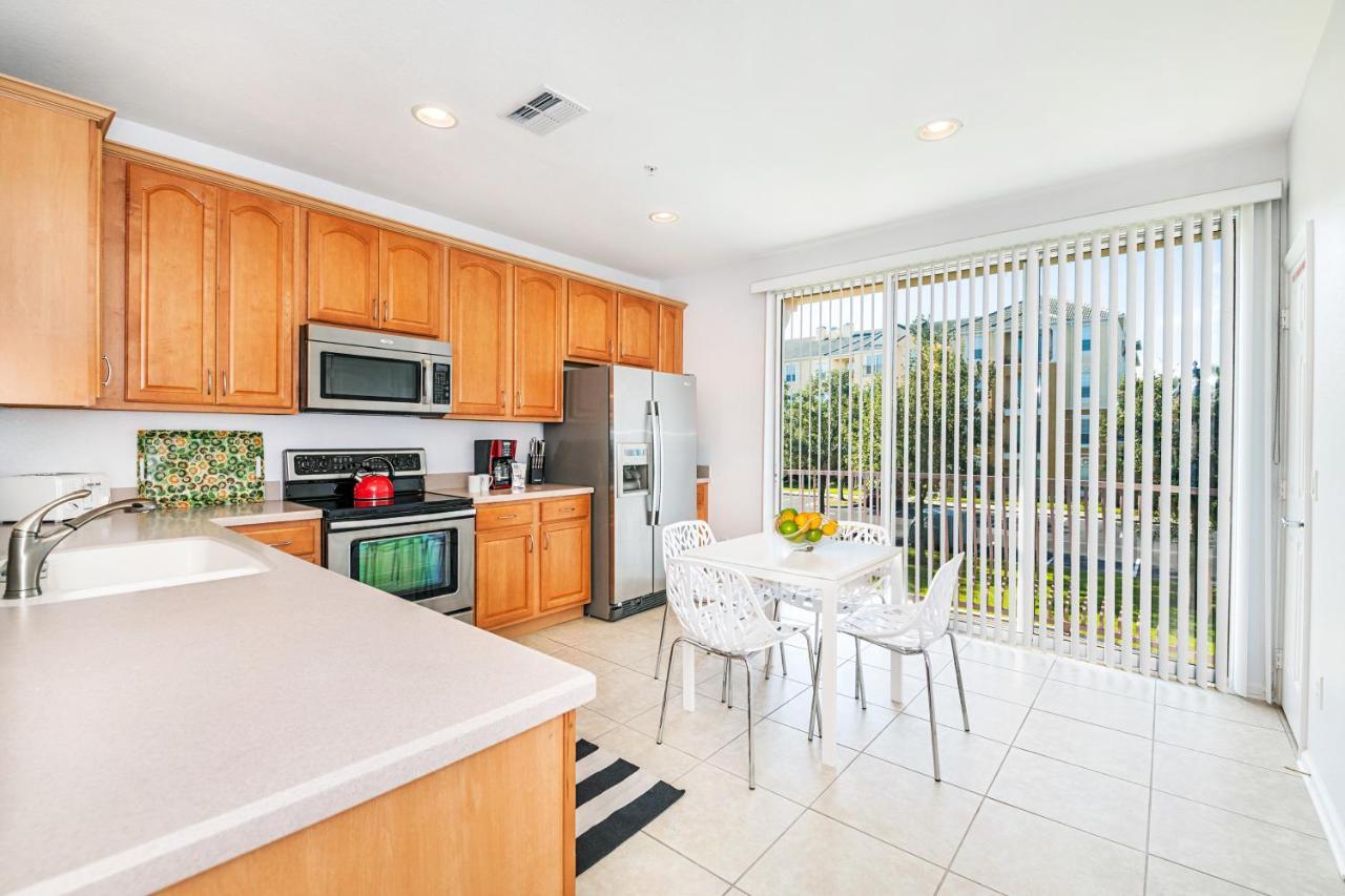 Updated Vista Cay Townhome, 10 Min From Universal أورلاندو المظهر الخارجي الصورة